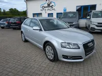 Używany Audi A3 Attraction 102 KM (75 kW) 2010 Srebrny Hatchback