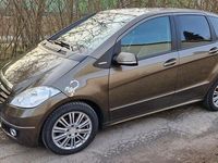 Gebraucht Mercedes A180 109 PS (80 kW) 2005 Silber Kleinwagen