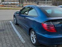 Gebraucht Mercedes C200 163 PS (119 kW) 2002 Blau Coupé