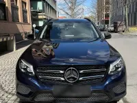 Używany Mercedes GLC250 211 KM (155 kW) 2017 Niebieski SUV