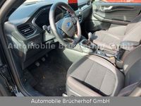 Gebraucht Ford Kuga ST-Line 150 PS (110 kW) 2023 Agate black (metallic) SUV