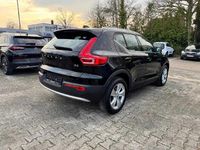 Gebraucht Volvo XC40 Plus 163 PS (119 kW) 2023 Black solid (stone) / solid SUV