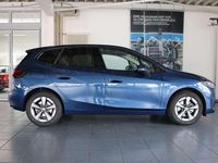 Gebraucht BMW 220 Active Tourer 156 PS (114 kW) 2025 Phytonicblau metallic Van / Kleinbus