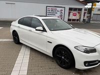 Gebraucht BMW 520 211 PS (155 kW) 2017 Weiß Limousine