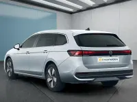 Gebraucht VW Passat 150 PS (110 kW) 2025 Silber Kombi