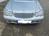 Gebraucht Mercedes 200 116 PS (85 kW) 2002 Silber Limousine