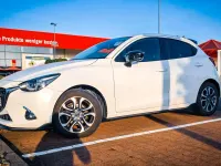 Gebraucht Mazda 2 Edition 90 PS (66 kW) 2017 Weiß Kleinwagen