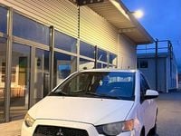 Gebraucht Mitsubishi Colt 95 PS (69 kW) 2009 Weiß Kleinwagen
