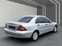 Gebraucht Mercedes C180 143 PS (105 kW) 2002 Silber Limousine