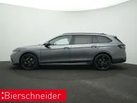 Gebraucht VW Passat Style 193 PS (141 kW) 2025 Grau Kombi
