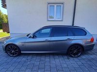 Gebraucht BMW 318 145 PS (106 kW) 2012 Grau Kombi
