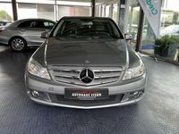 Gebraucht Mercedes C180 156 PS (114 kW) 2010 Silber Limousine