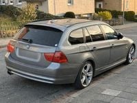 Gebraucht BMW 325 Performance 204 PS (150 kW) 2010 Grau Kombi
