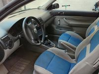 Gebraucht VW Golf IV 75 PS (55 kW) 2000 Blau Kleinwagen