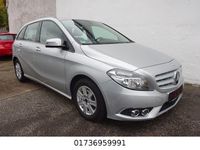 Gebraucht Mercedes B180 122 PS (89 kW) 2012 Silber Van / Kleinbus