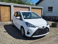 Gebraucht Toyota Yaris 72 PS (52 kW) 2019 Weiß Kleinwagen
