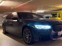 Gebraucht BMW 750 Comfort Edition 530 PS (389 kW) 2019 Grau Limousine