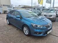 Używany Renault Mégane Intens 101 KM (74 kW) 2017 Niebieski Sedan/Limuzyna