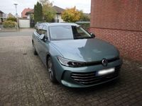 Gebraucht VW Passat Elegance 195 PS (143 kW) 2025 Andere farben Kombi