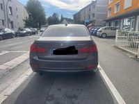 Gebraucht BMW 320 184 PS (135 kW) 2012 Braun Limousine