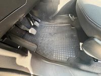 Gebraucht Chevrolet Orlando 141 PS (103 kW) 2011 Silber Van / Kleinbus