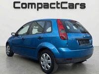 Gebraucht Ford Fiesta 69 PS (50 kW) 2004 Blau Kleinwagen
