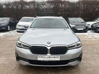 Gebraucht BMW 520 Performance 190 PS (139 kW) 2021 Glaciersilber Kombi