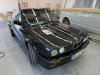 Gebraucht BMW 320 150 PS (110 kW) 1992 Schwarz Cabrio