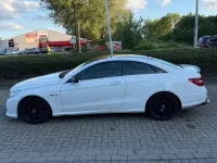 Gebraucht Mercedes E500 Avantgarde 408 PS (300 kW) 2012 Weiß Coupé