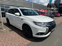 Gebraucht Mitsubishi Outlander P-HEV Top 121 PS (88 kW) 2018 Andenweiss (s) Limousine