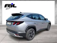 Neu Hyundai Tucson Select 150 PS (110 kW) 2026 Shimmering silver SUV