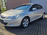 Gebraucht Opel Astra 115 PS (84 kW) 2010 Beige Limousine
