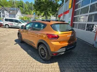 Gebraucht Dacia Sandero Expression 91 PS (66 kW) 2023 Orange Limousine
