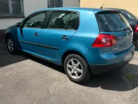 Używany VW Golf IV 105 KM (77 kW) 2005 Niebieski Sedan/Limuzyna