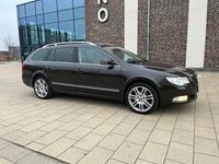 Gebraucht Skoda Superb Elegance 170 PS (125 kW) 2012 Braun Kombi