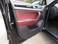 Gebraucht VW Touareg Exclusive 245 PS (180 kW) 2012 Deep black perleffekt SUV