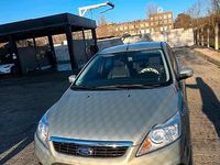 Gebraucht Ford Focus 101 PS (74 kW) 2009 Silber Limousine