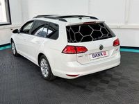 Gebraucht VW Golf VII 86 PS (63 kW) 2015 Weiß Kombi