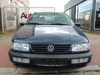 Gebraucht VW Passat 101 PS (74 kW) 1996 Blau Limousine