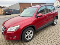 Gebraucht VW Tiguan Trendline 150 PS (110 kW) 2008 Rot SUV