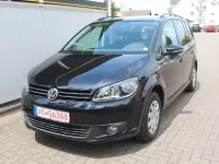 Gebraucht VW Touran Comfortline 105 PS (77 kW) 2011 Schwarz Van / Kleinbus