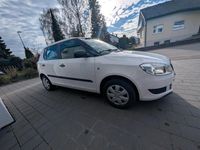 Gebraucht Skoda Fabia 65 PS (47 kW) 2012 Weiß Kleinwagen