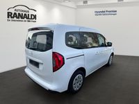 Gebraucht Mercedes T180 131 PS (96 kW) 2024 Weiss Van / Kleinbus