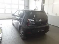 Używany VW e-up! Style 61 kW (83 KM) 2022 Czarny Hatchback