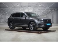 Gebraucht VW Touareg Elegance 286 PS (210 kW) 2023 Siliziumgrau metallic SUV
