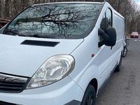 Gebraucht Opel Vivaro 114 PS (83 kW) 2011 Weiß Van / Kleinbus