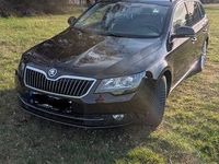 Gebraucht Skoda Superb Exclusive 140 PS (102 kW) 2014 Braun Kombi