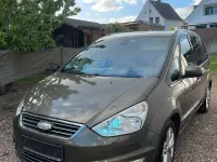 Gebraucht Ford Galaxy 163 PS (119 kW) 2012 Gold Van / Kleinbus