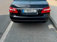 Gebraucht Mercedes E200 136 PS (100 kW) 2010 Schwarz Limousine