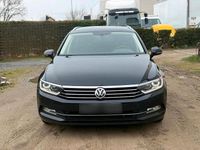 Gebraucht VW Passat 150 PS (110 kW) 2019 Schwarz Kombi